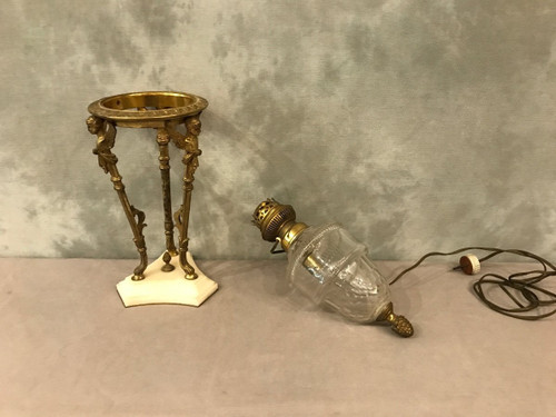schöne Petroleumlampe aus dem 19. Jahrhundert aus Bronze und Kristall