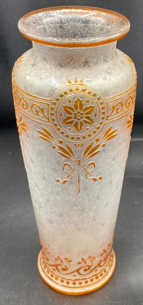 ST.-LOUIS-VASE