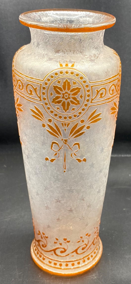 ST.-LOUIS-VASE