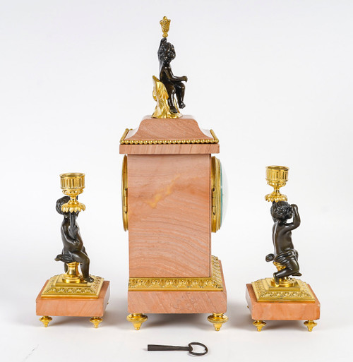 Une Garniture De Cheminée En Bronze Doré Et Marbre Fin XIXème Siècle 