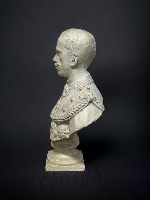 Humberto 1° Re d'Italia ( 1844-1900 ) Grande busto in gesso Inizio XIX secolo Humberto 1° Re d'Italia