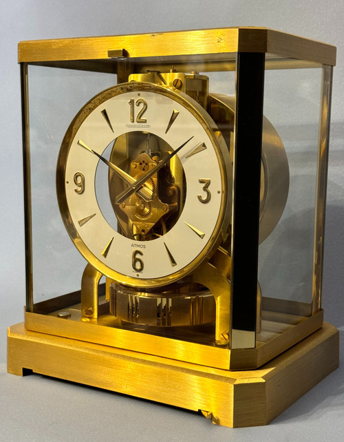 ATMOS clock in gilded brass (JAEGER-LECOULTRE)