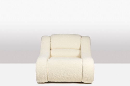 Paire de fauteuils à fines bouclettes. Travail contemporain.