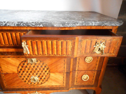 Commode XVIIIe En Marqueterie Et Bronze Doré Estampillé F.rubestuck