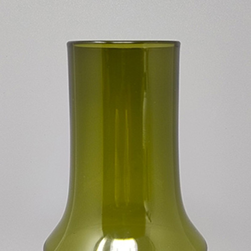 1970er Erstaunliche grüne Vase #1376 von Tamara Aladin Vase für Riihimaki/Riihimaen Lasi Oy