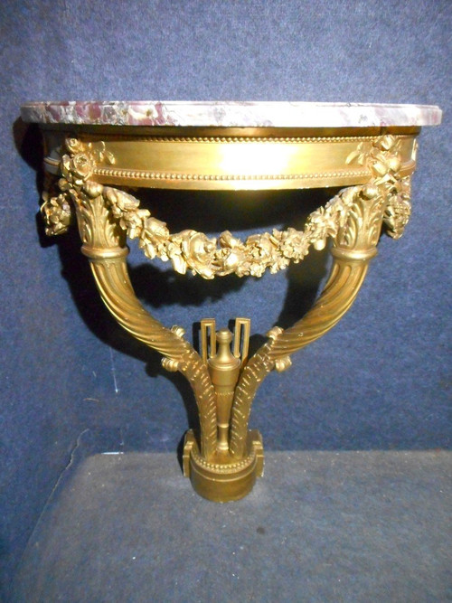 Paire De Console Aux Cornes d'Abondance En Bois Doré époque XIXe