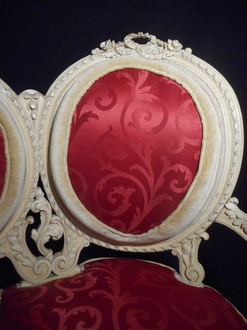 Large 19th century lacquered sofa Modèle De Château