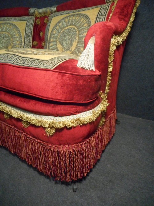 Sofa Napoleon III period In Velvet