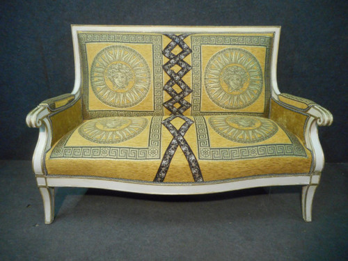 Late 19th Century Lacquered And Gilded Living Room Set