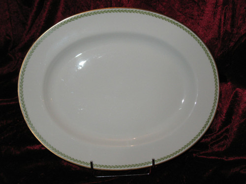 Porcelain service decorated with laurel friezes, Empire style, early 20th century.