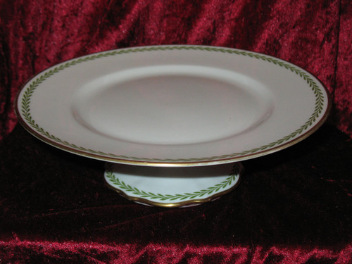 Porcelain service decorated with laurel friezes, Empire style, early 20th century.