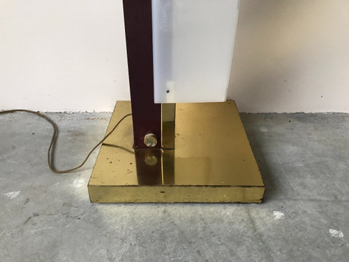 Lampadaire totem en plexiglass, circa 1960.