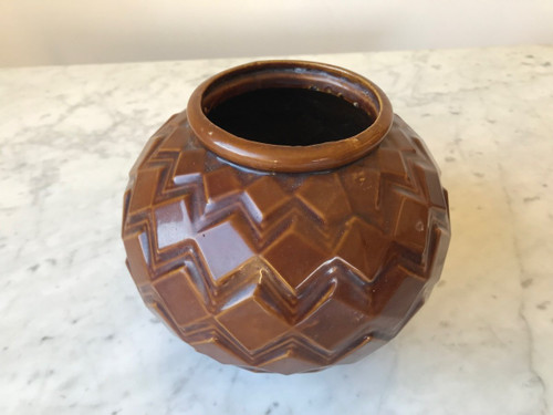 Vaso Art Déco in ghisa smaltata.