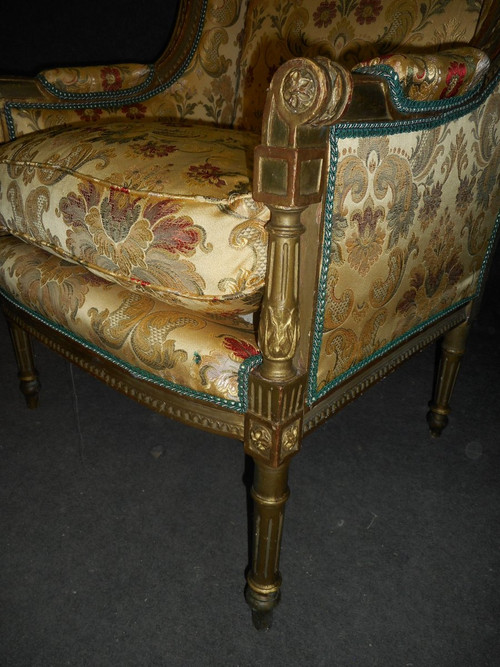 Large Pair Of 19th Century Bergères In Lacquered And Gilded Wood