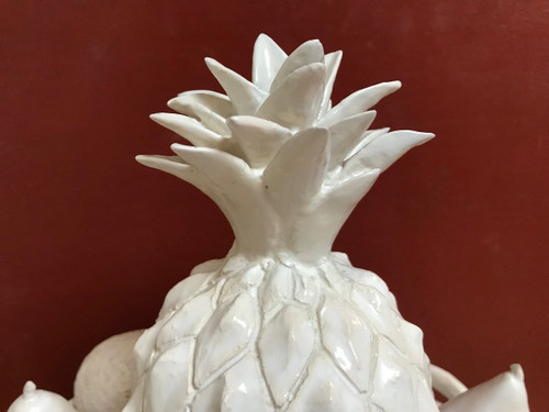 Trompe l'Oeil fruit bowl in white earthenware by Jean Roger, circa 1960.