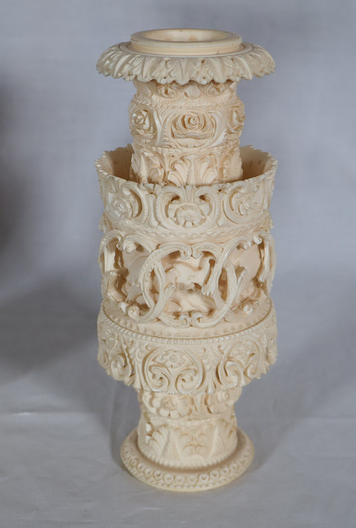 Large Ivory Lamp Height 64 Cm, India circa 1920-1930