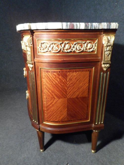 Commode Galbé Estampillée Haentges Frères
