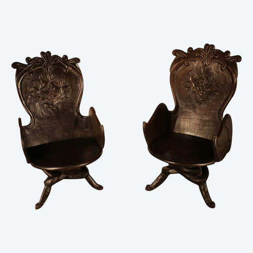  Paire de fauteuils africains