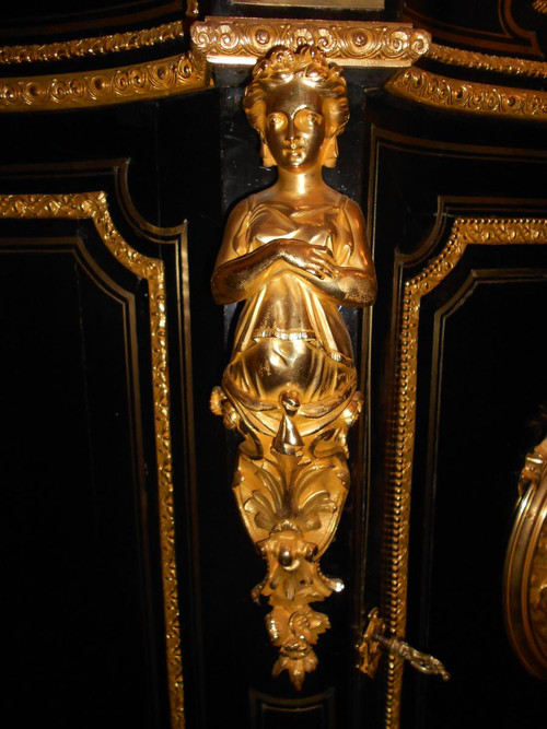 Buffet Galbé époque XIX Bronze Doré Et Poirier Noircit