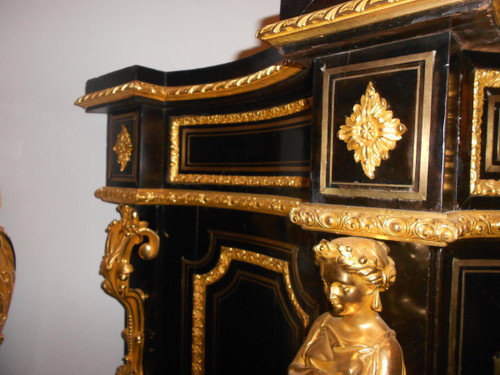Buffet Galbé époque XIX Bronze Doré Et Poirier Noircit