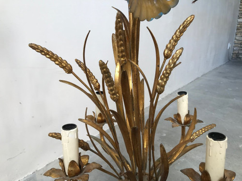 Ears of wheat chandelier in gilded metal, circa 1960.