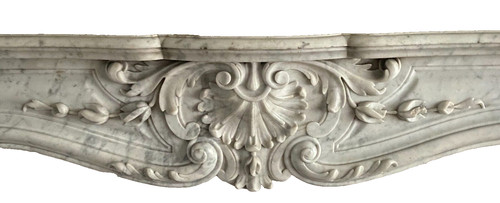 Mantello in marmo bianco di Carrara stile Luigi XV XIX secolo