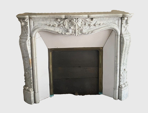 Mantello in marmo bianco di Carrara stile Luigi XV XIX secolo