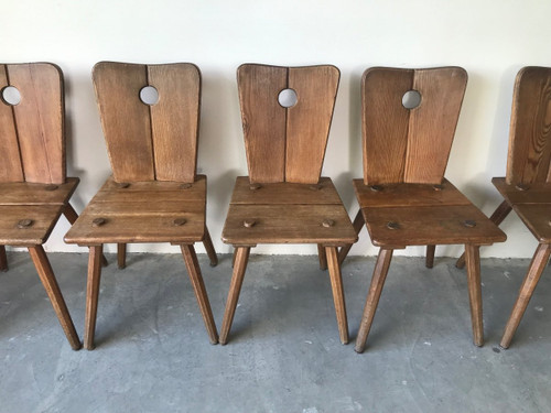 Set of 6 Savoyard chairs in solid wood, Circa 1950.