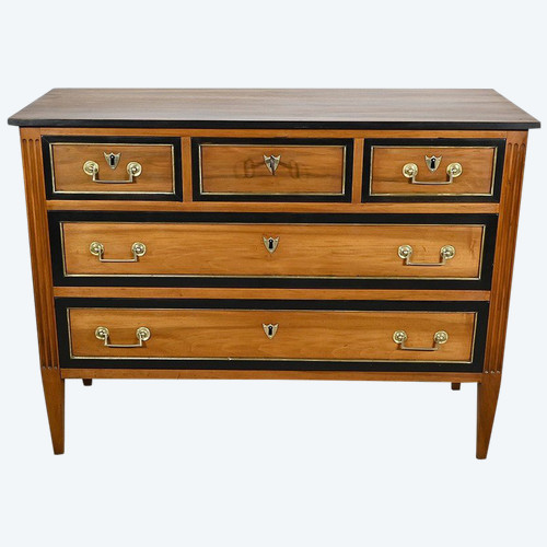 Commode de Propriété en Noyer massif, époque Louis XVI – Fin XVIIIe