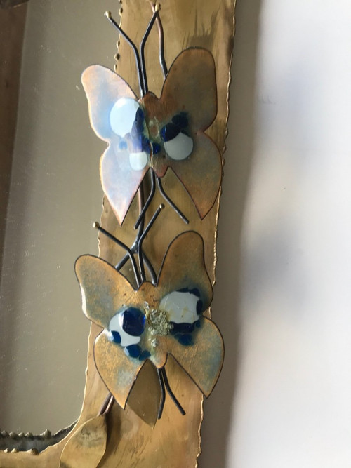 Brass mirror in the Jacques Duval Brasseur style with butterfly decoration, circa 1970