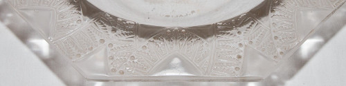 Coppa modello Chantilly di René Lalique