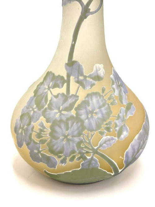 Emile Gallé Vase Art Nouveau  "Hydrangea"