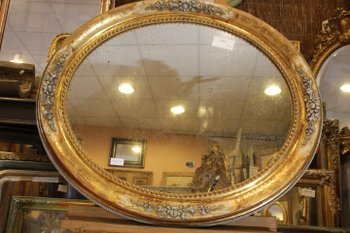 Alte ovale Spiegelrestaurierung Blattgold und Patina