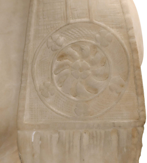 Busto di giovane donna in stile liberty orientale in alabastro 1900 circa