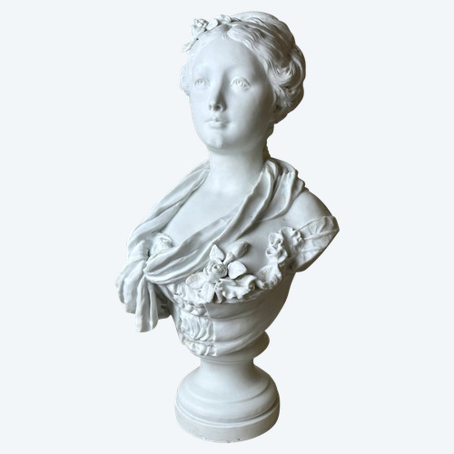 Biscuit époque 1900 d’une jeune femme 