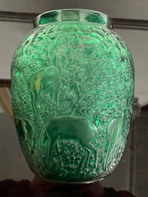 Lalique France - Vase Aux Biches Cristal Vert Style Art Deco