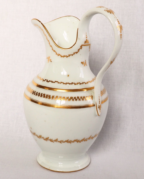 Paris porcelain jug / milk jug, Directoire period late 18th century - attributed to Locré