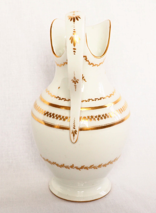 Paris porcelain jug / milk jug, Directoire period late 18th century - attributed to Locré