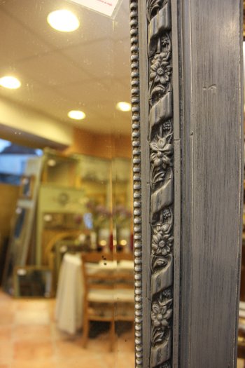 Patinierter Trumeau, geschliffenes Glas