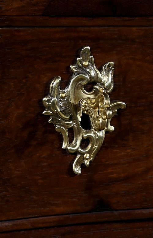 Commode Sauteuse en Amarante et Acajou, époque Louis XV – XVIIIe