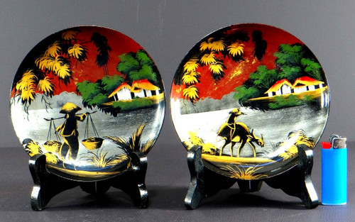 Vietnam, 1950s/1960s, Minh Thanh Workshop, Pair Of Small Lacquer Cups.