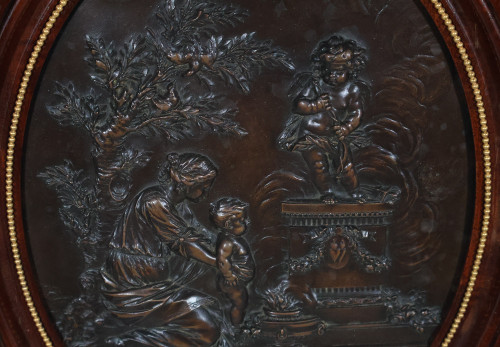 Medaglione in bronzo "Venere e il Bambino" secondo Clodion Fine del XIX secolo