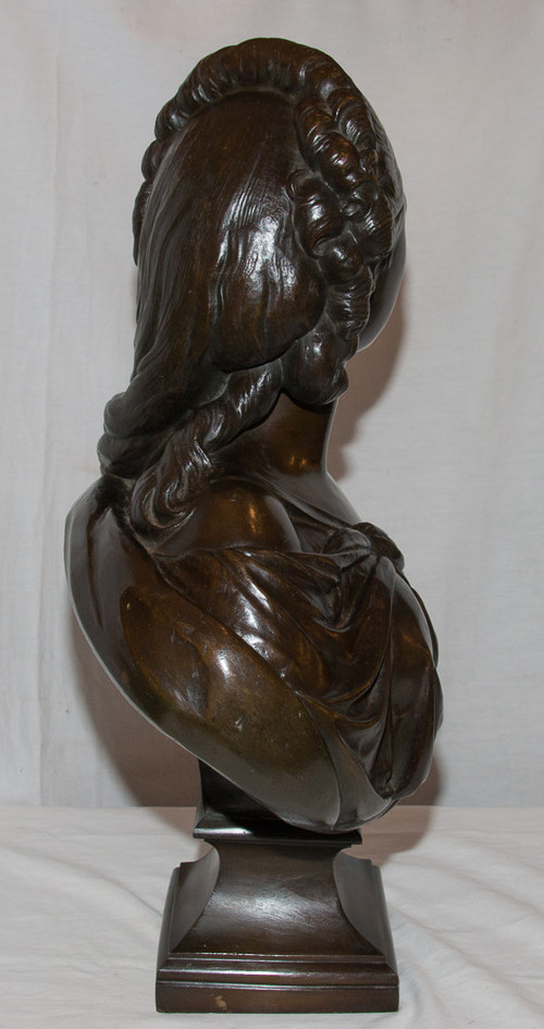 Grande busto in bronzo "Contessa Du Barry" secondo Pajou, XIX secolo