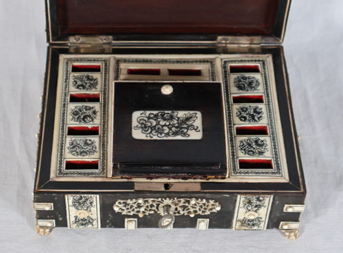 Vizagatapam Horn Box Late 19th Century