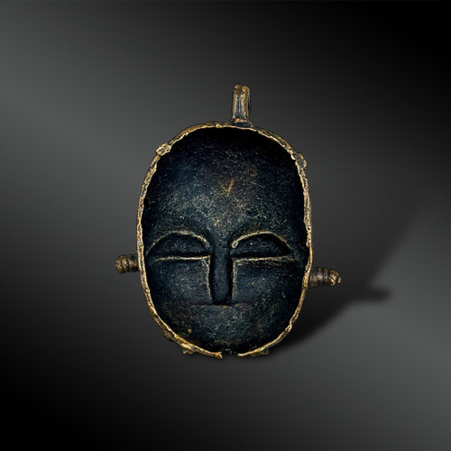Small PENDANT MASK - Baoulé Culture, Ivory Coast - First half of the 20th century