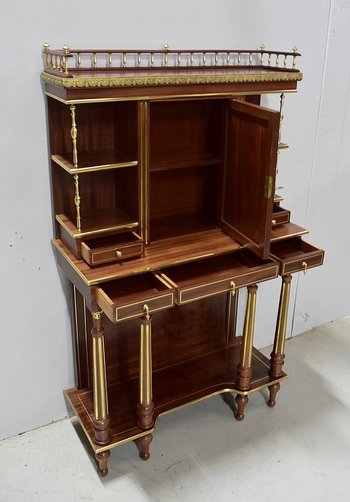 Cabinet en Acajou, style Louis XVI, époque Napoléon III - XIXe 