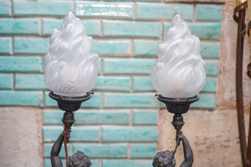 ANGES, "CHARMEUR" et "VAINQUEUR", par Ernest RANCOULET, paire de lampes flammes, régule
