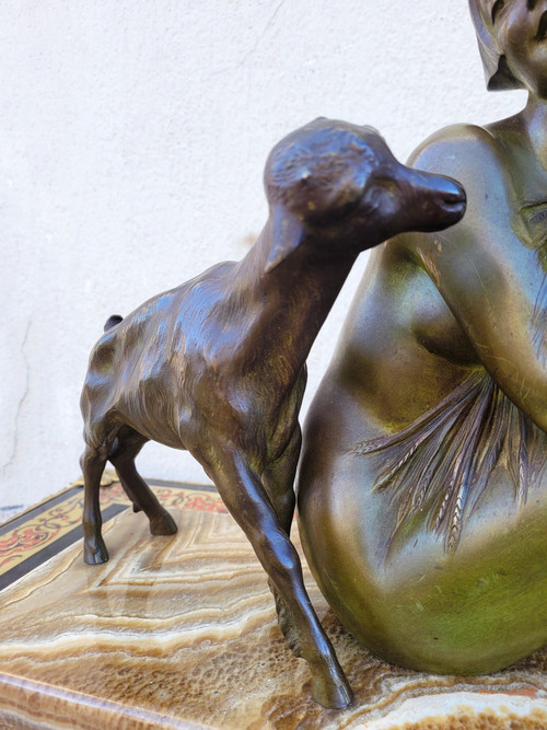 Godard, Donna e agnello, Bronzo Art Déco, XX secolo