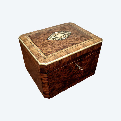 Cigar box