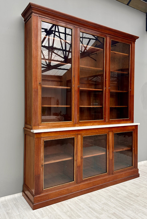 Importante Bibliothèque De Chateau En Acajou d'Epoque Louis XVI Vers 1780